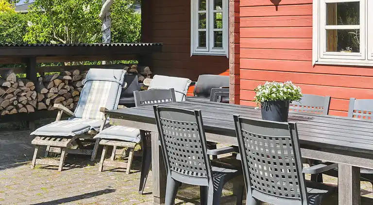 Hyggeligt feriehus tæt på fjord og badebro