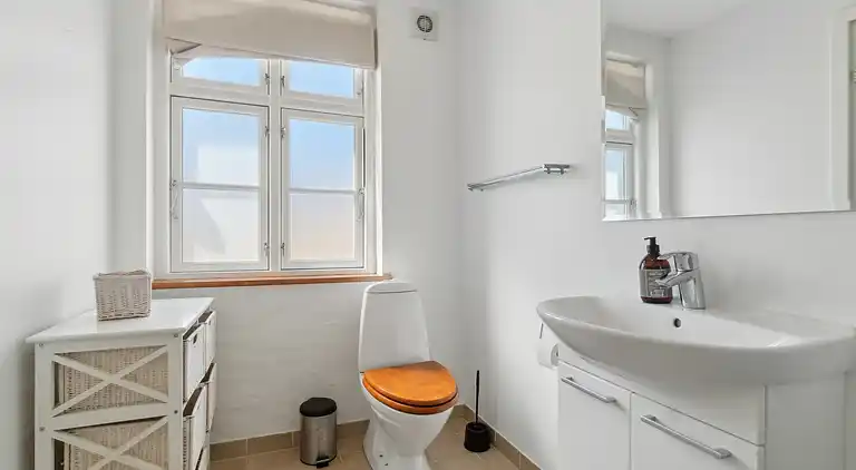 Ferielejlighed til 4 med fælles pool 