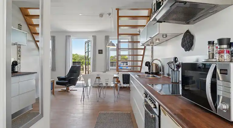 Ferielejlighed til 4 med fælles pool 