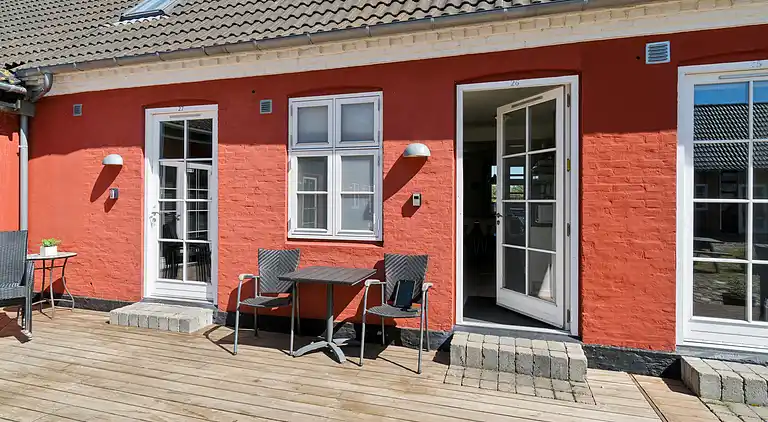 Ferielejlighed til 4 med fælles pool 