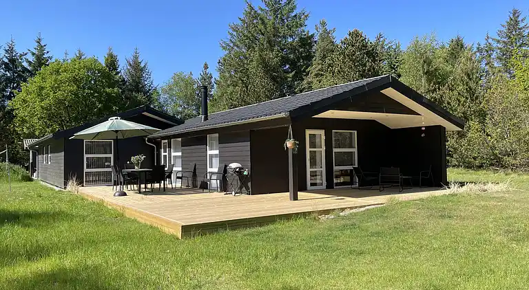 Feriebolig ved Bratten Strand