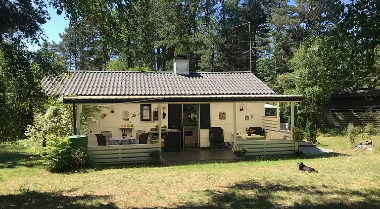 Gemütlich saniertes Haus auf großem Privatgrund