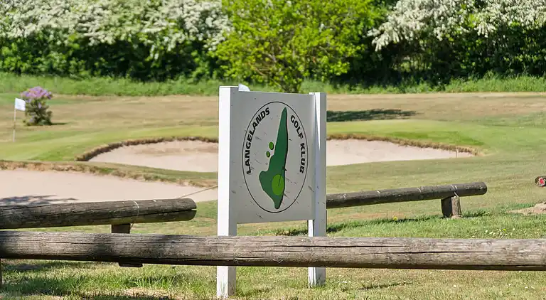 Golfurlaub im Reetdachhaus bei Langeland