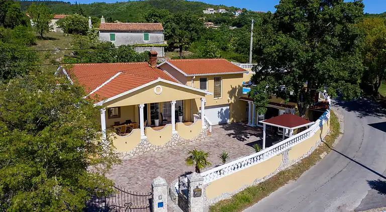 Villa in Ripenda Kras