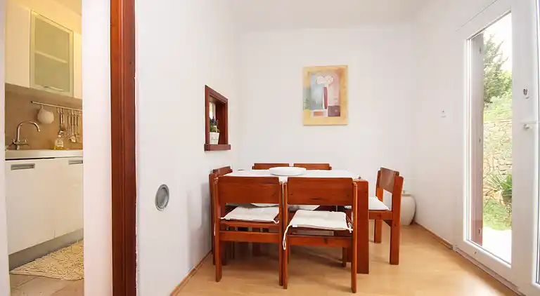 2-Zimmer-Ferienwohnung mit Terrasse und Meerblick Stari Grad