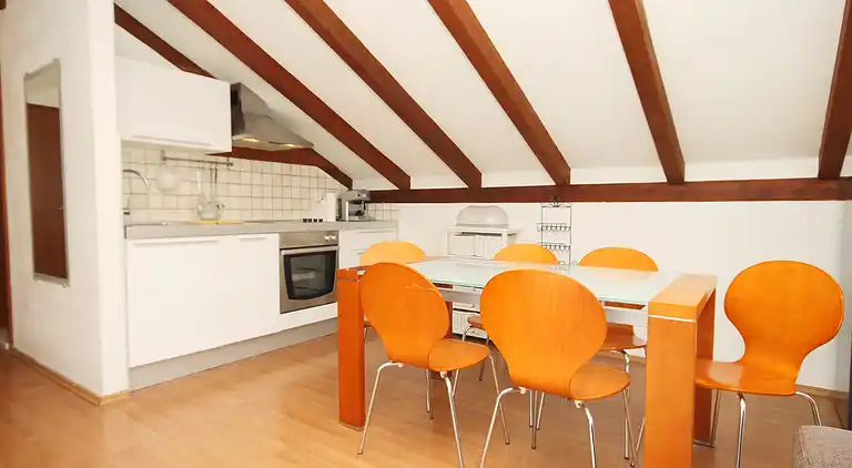 2-Zimmer-Ferienwohnung mit Terrasse und Meerblick Stari Grad