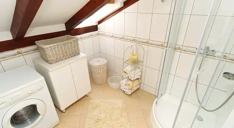 2-Zimmer-Ferienwohnung mit Terrasse und Meerblick Stari Grad