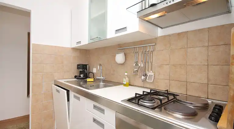 2-Zimmer-Ferienwohnung mit Terrasse und Meerblick Stari Grad