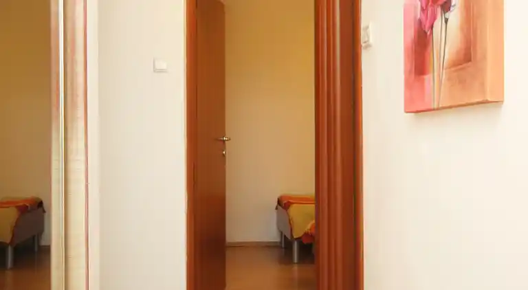 2-Zimmer-Ferienwohnung mit Terrasse und Meerblick Stari Grad