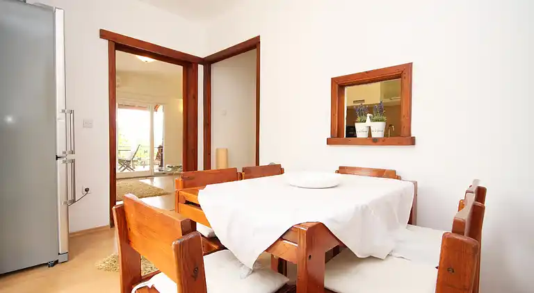 2-Zimmer-Ferienwohnung mit Terrasse und Meerblick Stari Grad