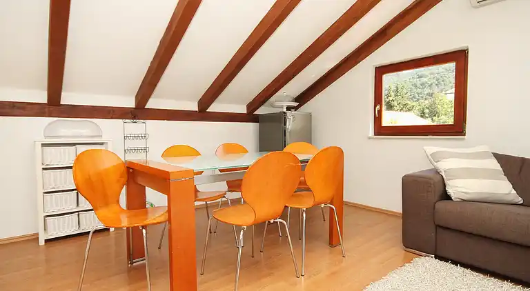 2-Zimmer-Ferienwohnung mit Terrasse und Meerblick Stari Grad