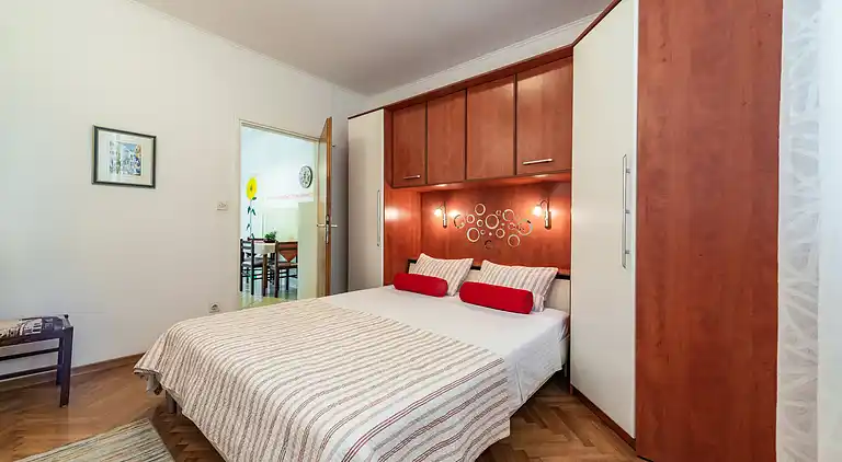 2-Zimmer-Ferienwohnung mit Terrasse Dubrovnik (A-9073-b)