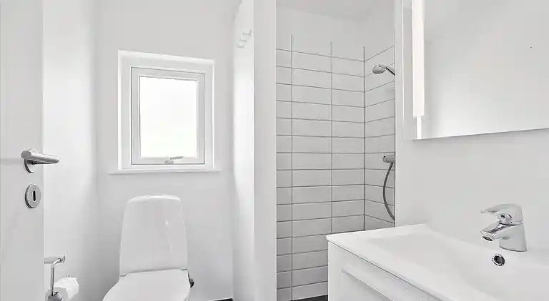 Strand, stjernehimmel og ro ved vandet