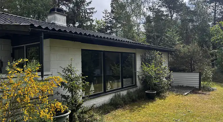 Gemütlich saniertes Haus auf großem Privatgrund