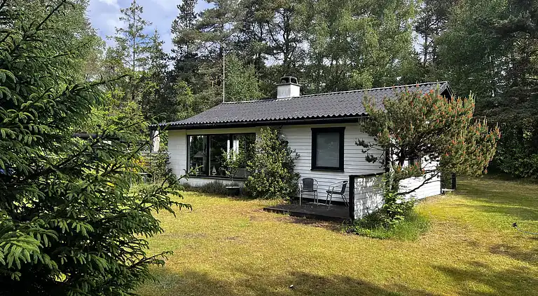 Gemütlich saniertes Haus auf großem Privatgrund