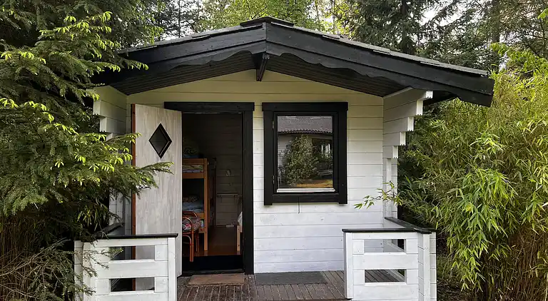 Gemütlich saniertes Haus auf großem Privatgrund