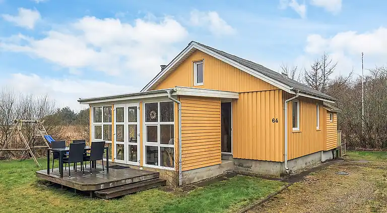 Gemütliches Ferienhaus mit Blick auf Lyngs Drag