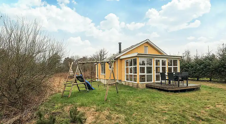 Gemütliches Ferienhaus mit Blick auf Lyngs Drag