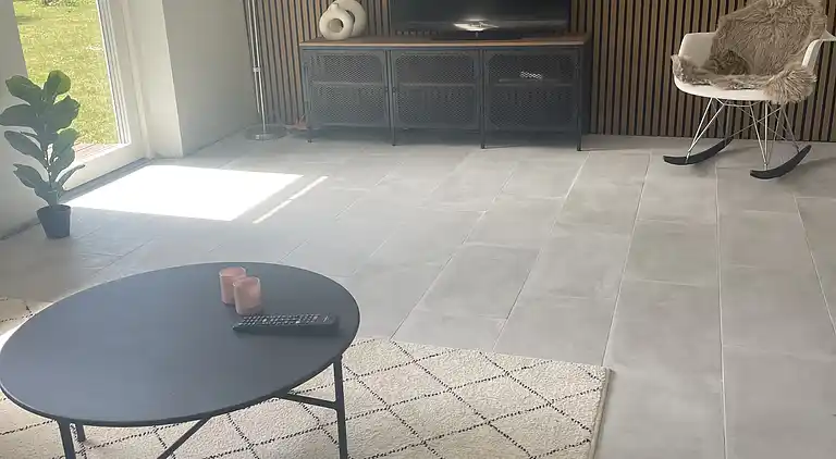 Schönes Ferienhaus in der Nähe von Strand u. Wald