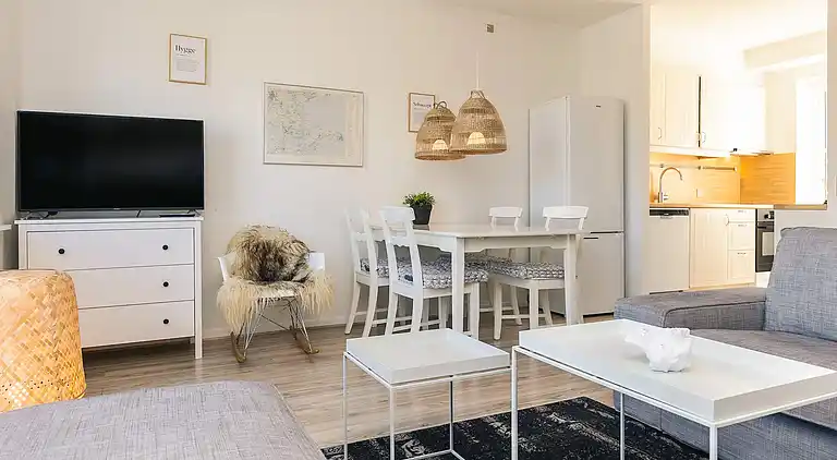 3 room,m/Harbour View,2 levels