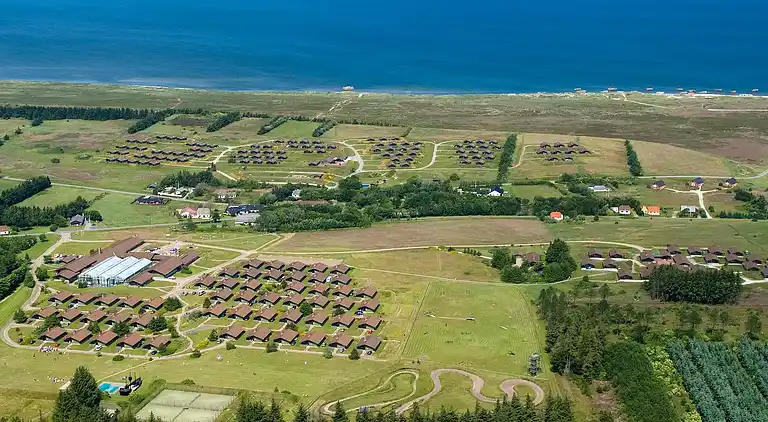 C-3 room,2 bathrooms,renovated