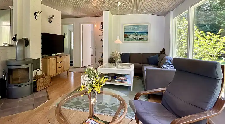 Gemütlich saniertes Haus auf großem Privatgrund