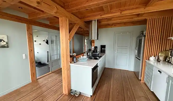 Blockhaus mit Blick auf Meer, Fjord und Lemvig