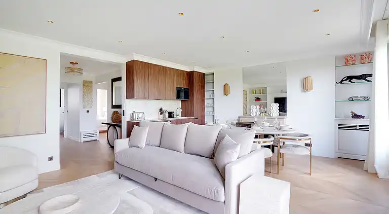 Apartment in Chaillot