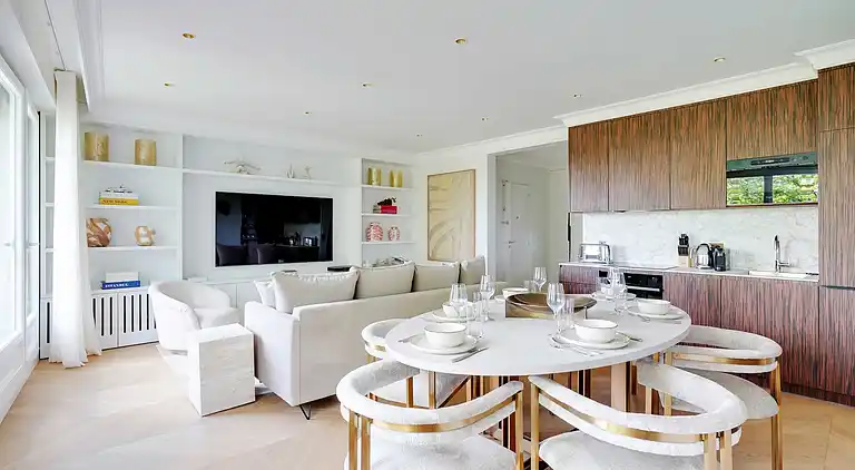 Apartment in Chaillot