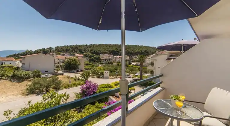 Apartment in Drvenik