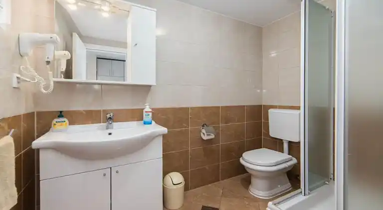 Apartment in Drvenik