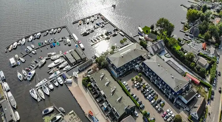 Péniche au Loosdrecht