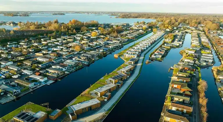 Péniche au Loosdrecht