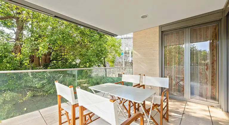 Luxurious Lugano Apartment with City Views