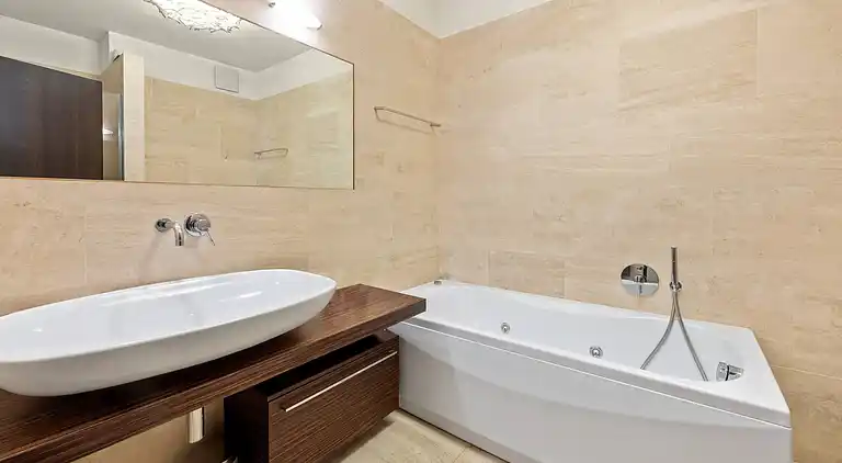 Luxurious Lugano Apartment with City Views