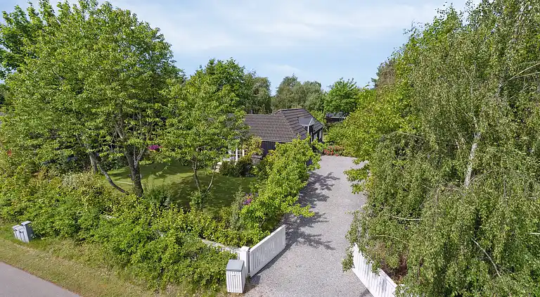 Hyggeligt sommerhus i naturskønne Rågeleje