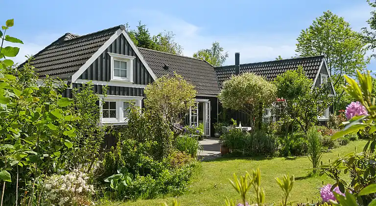 Hyggeligt sommerhus i naturskønne Rågeleje