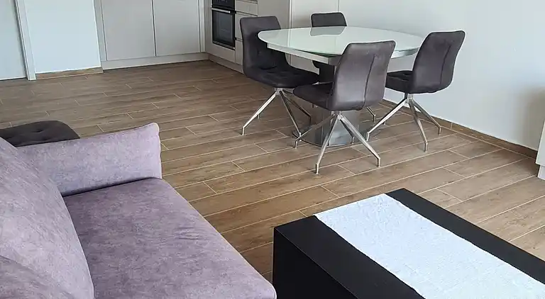 Two bedroom apartment near beach Supetarska Draga - Gornja,