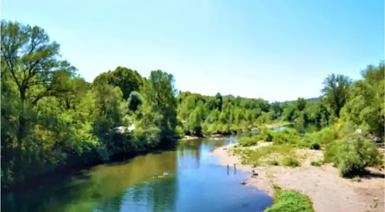 Ferielejlighed i Barjac