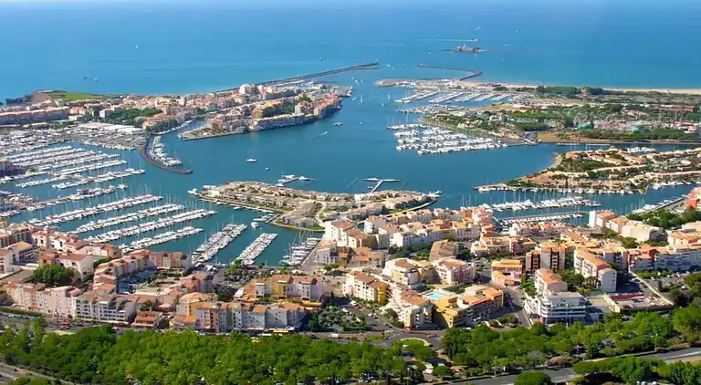 Apartment in Agde