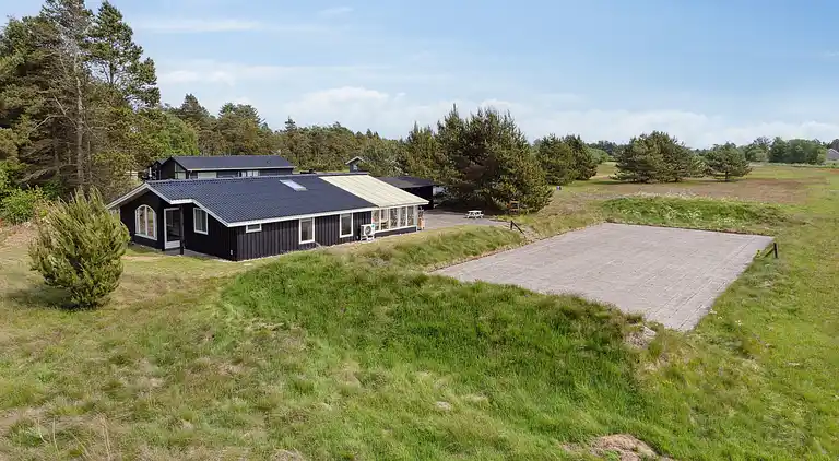 Scenic holiday home in Bratten