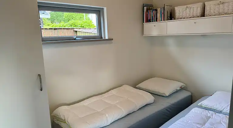 Hyggeligt sommerhus med kig til Kerteminde Fjord.