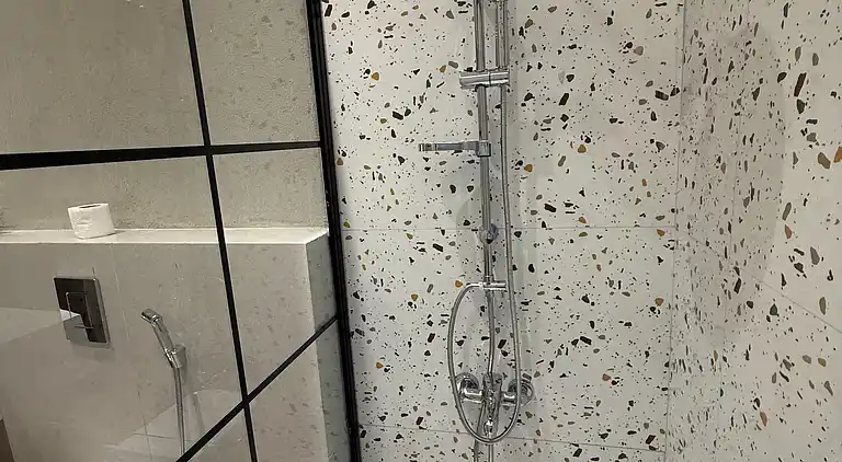 Charmantes Amman Apartment mit Elektroheizung und WLAN