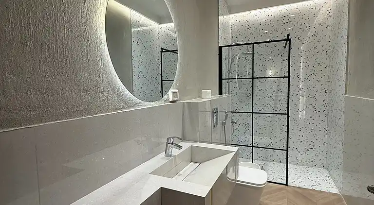 Charmantes Amman Apartment mit Elektroheizung und WLAN