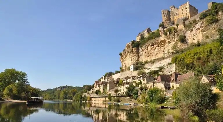 Cottage in Saint-Cyprien
