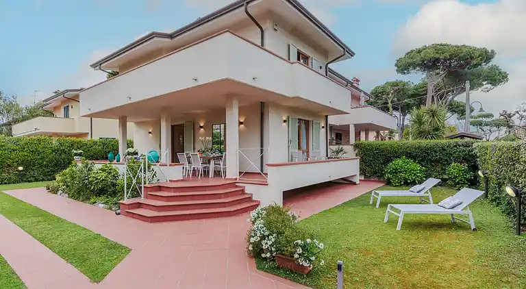 Villa in Marina di Pietrasanta