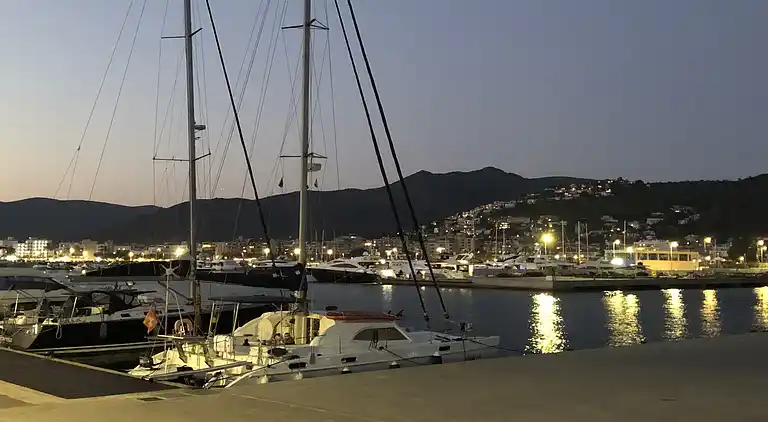 Apartamento en Roses