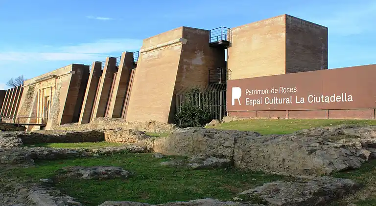 Apartamento en Roses