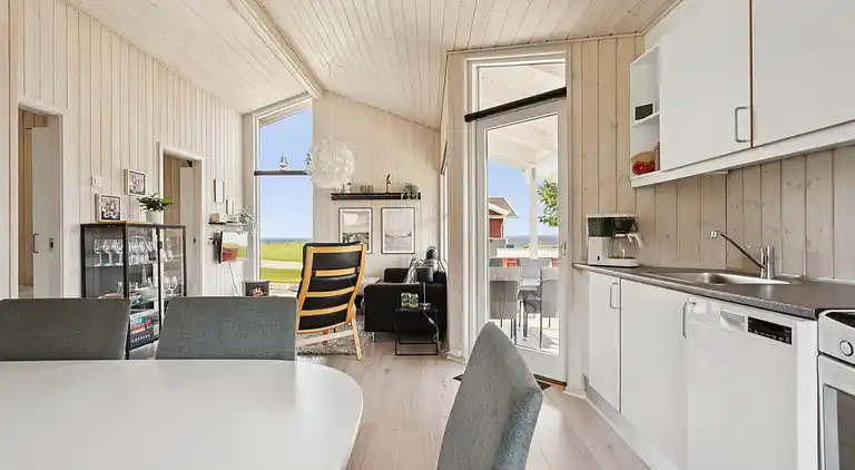 Udsigt, hygge og strand – ferie ved Mommark