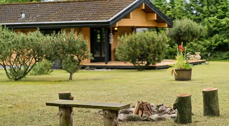 Sommerhusidyl med plads til hygge og eventyr